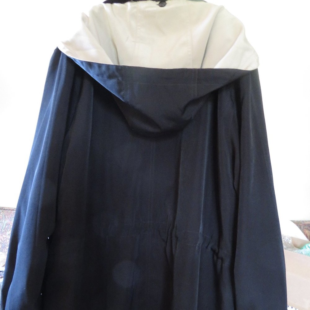 Woman's Spring Jacket - Picture 4 of 4